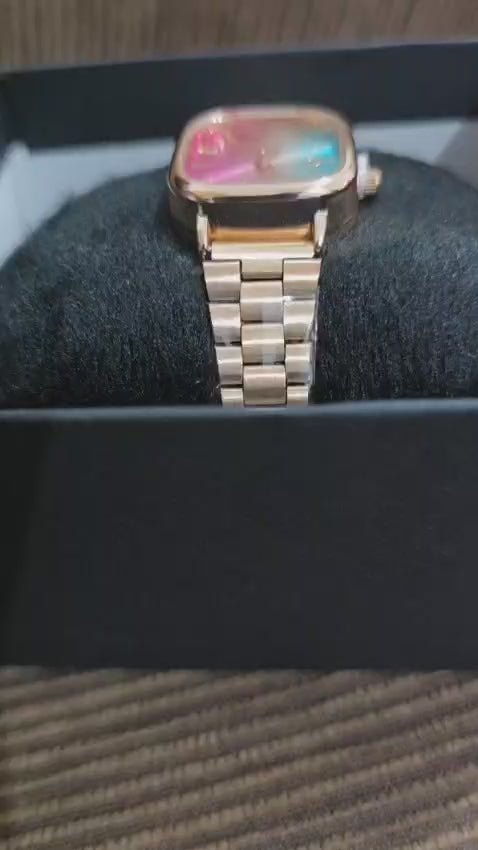 💖 Relógio Feminino Retrô Multicor (Degradê) - Caixa Rosé Gold e Pulseira de Metal