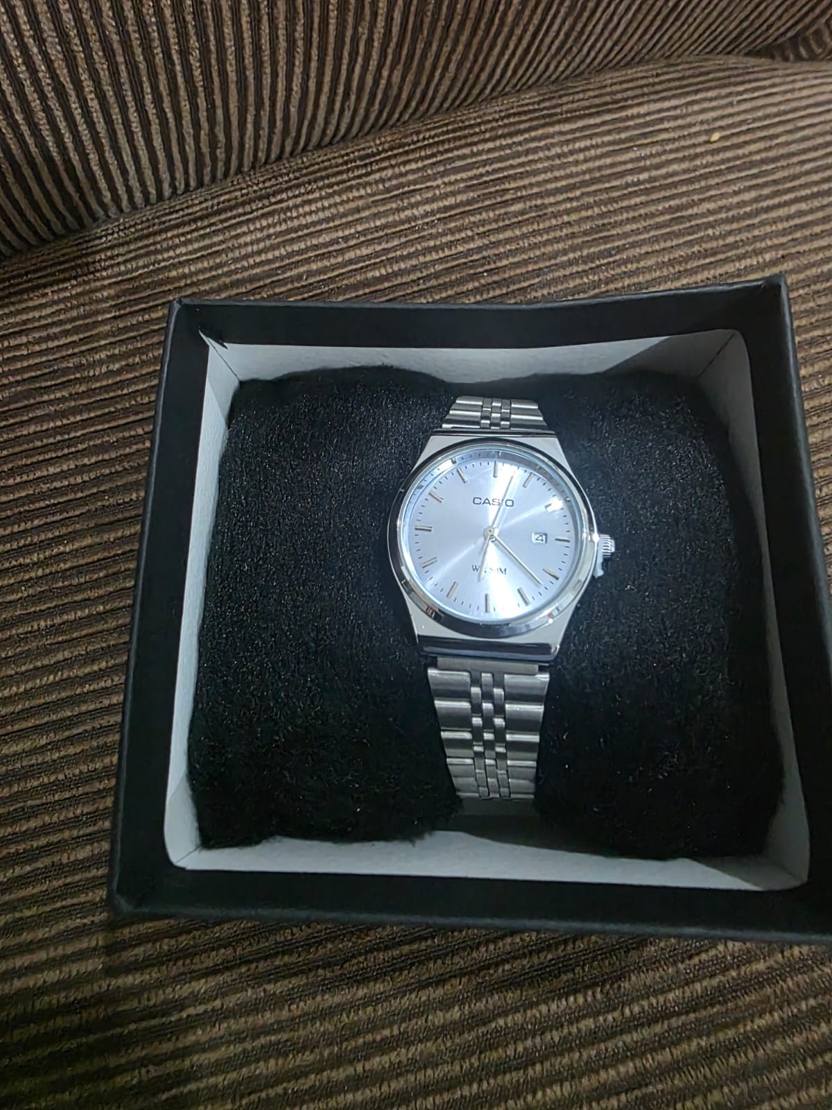 ✨ Relógio Analógico Clássico fem - Prata (WR 50M)