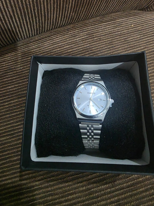 ✨ Relógio Analógico Clássico fem - Prata (WR 50M)