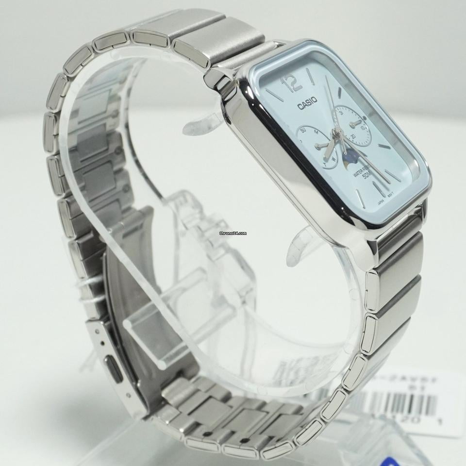 Relógio Casio Masculino Classic Moon Phase MTP-M305D-2AV - Prateado com Mostrador Azul Claro