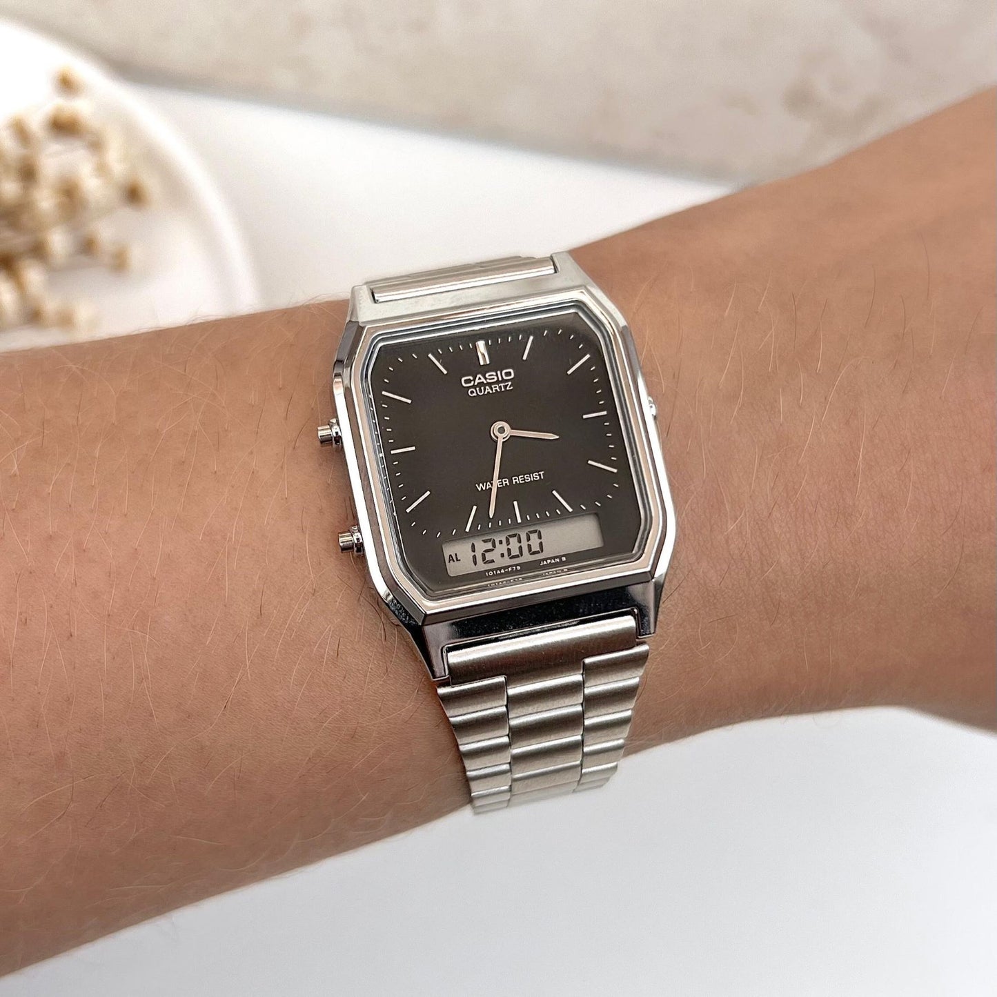 ⌚Relógio Casio Vintage Anadigi AQ-230 – Prateado com Mostrador Preto